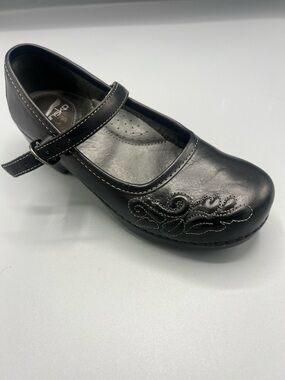 DANSKO Savannah Black Mary Jane Clogs Size 37 Floral Embroidered 9824020200